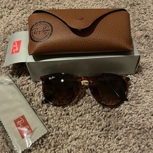 Tortoise ray ban sunglasses